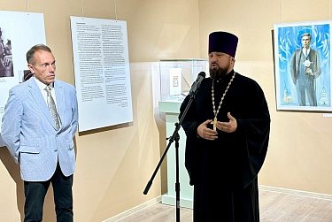 В Оренбурге открылась выставка, посвященная «Белой розе»